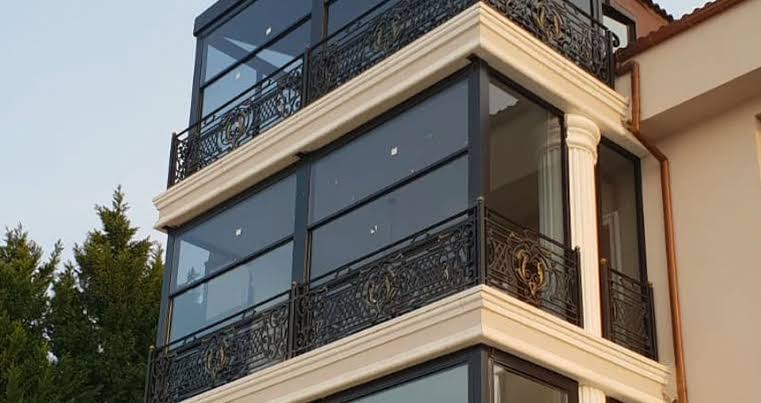 Giyotin Cam Balkon