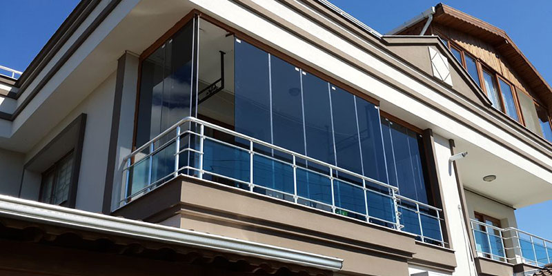 Cam Balkon