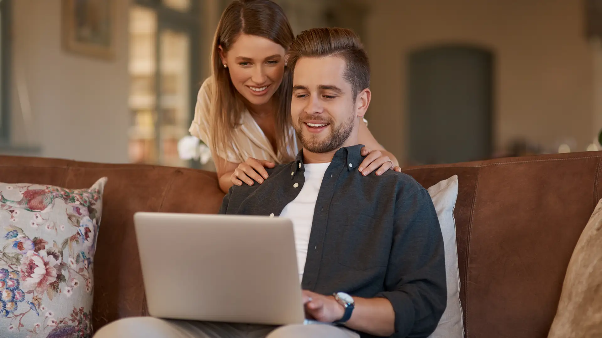 İşletmeniz için profesyonel yazilim ve web tasarim hizmetleri sunan uzmanları bulun.